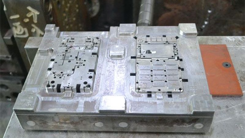 双色模具定制：成都市场性价比解析