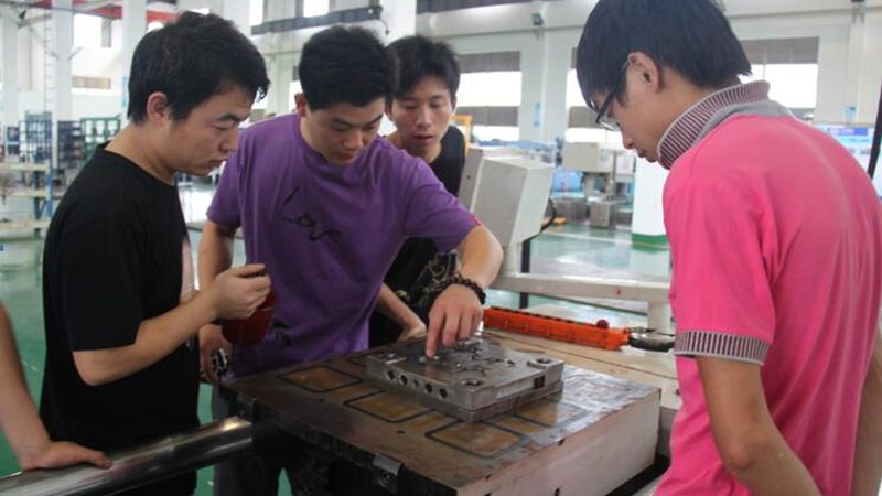橡胶模具常见故障解析与解决之道